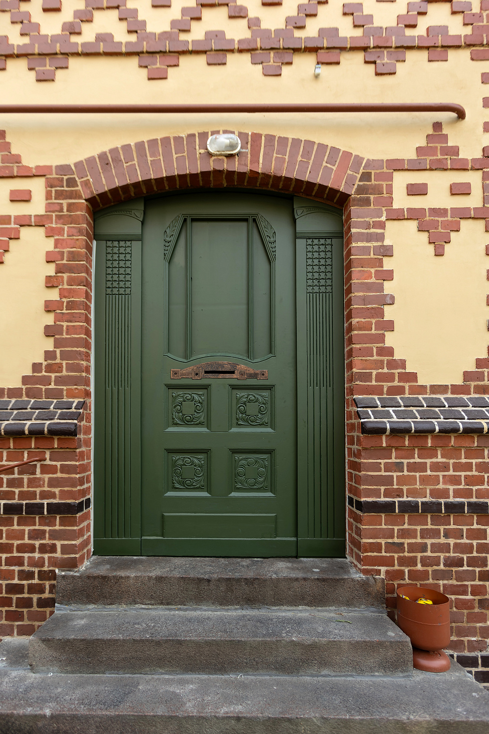 На объекте культурного наследия появится витраж